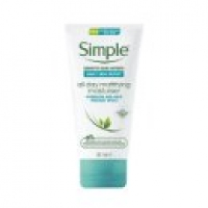 Simple Daily Skin Detox All Day Mattifying Moisturiser for Oily Ski