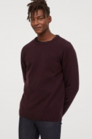  Fine-knit lambswool jumper £27.00