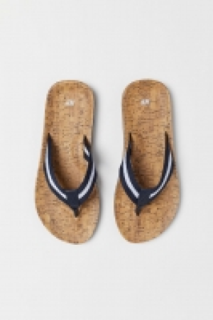  Flip-flops £7.00