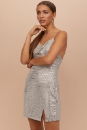 HM   Shimmering dress