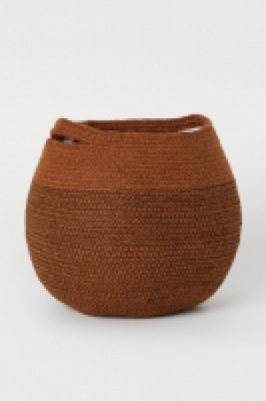  Jute storage basket £7.00