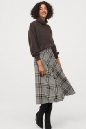  Circular skirt £21.00