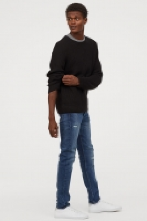  Textured-knit jumper £15.00