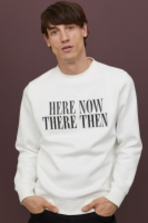  Printed sweatshirt £10.00