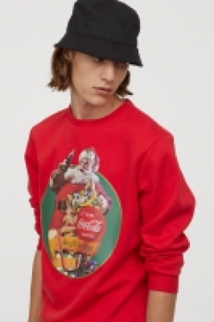  Printed sweatshirt £8.00