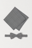 HM   Checked bow tie < handkerchief