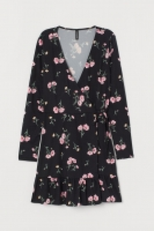  Patterned wrap dress £7.00
