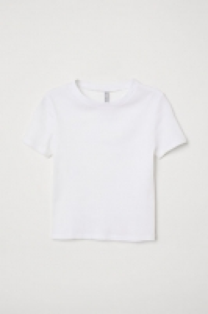  Ribbed top £4.00