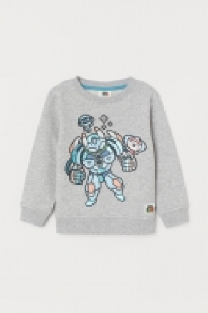  Sweatshirt with a motif £6.00