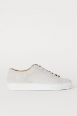  Trainers £60.00