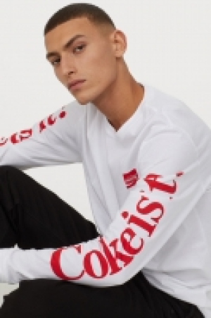  Long-sleeved jersey top £9.00