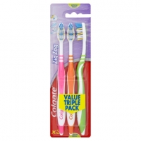 Tesco  Colgate Toothbrush Zigzag Flexible Medium Triple Pack