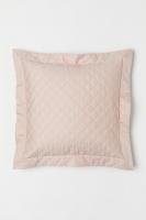 HM   Quilted cushion cover