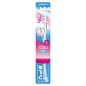 Oral B Ultrathin Pro Gum Manual Toothbrush Extra Soft