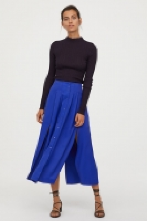  Skirt with slits £25.00
