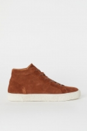  Hi-tops £56.00