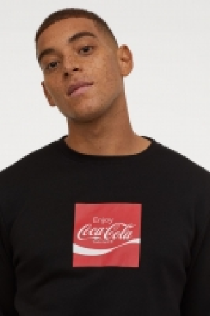  Printed sweatshirt £14.00