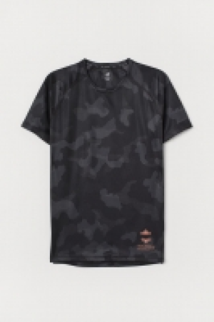  Running top Regular Fit £9.00