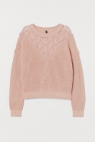 HM   Ribbed jumper with lace