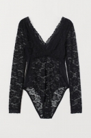 HM   Long-sleeved lace body