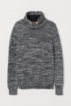  Funnel-collar jumper £10.00