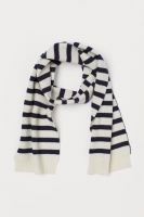 HM   Merino wool scarf
