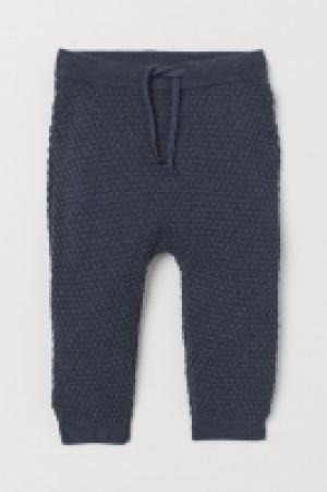 HM   Textured-knit trousers