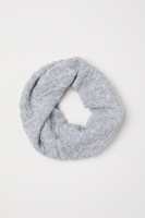 HM   Textured-knit tube scarf