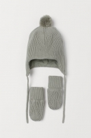 HM   Cotton hat and mittens