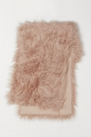 HM   Faux fur bed runner