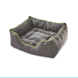 Medium Plush Pet Bed Contrast Trim
