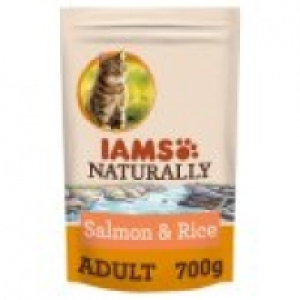 Iams Naturally Dry Adult Cat Food with North Atlantic Salmon & Ri