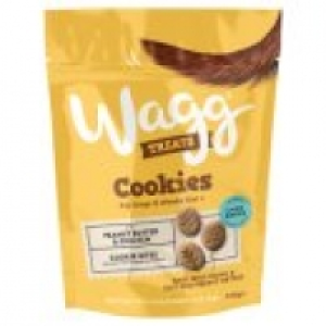 Wagg Peanut Butter Cookies with Chicken Dog Treats