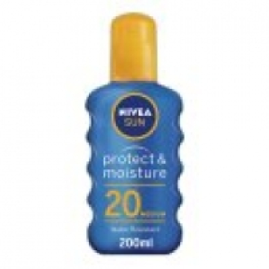 Nivea Sun Suncream Spray SPF 20 Protect & Moisture