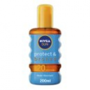 Nivea Sun Tan Activating Suncream Oil SPF 20 Protect & Bronze