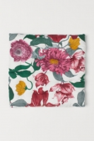  Cotton seat cushion £6.00