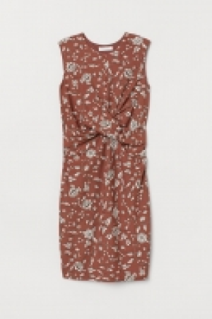  MAMA Draped dress £14.00