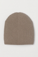 HM   Ribbed wool-blend hat