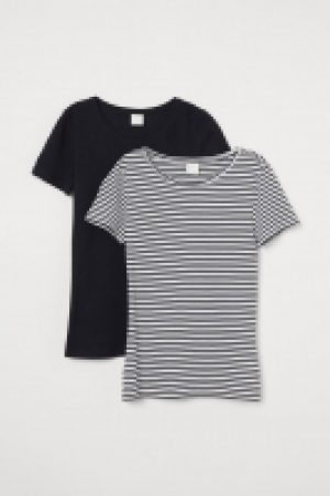  2-pack cotton T-shirts £4.00