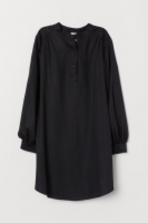  Balloon-sleeved dress £11.00