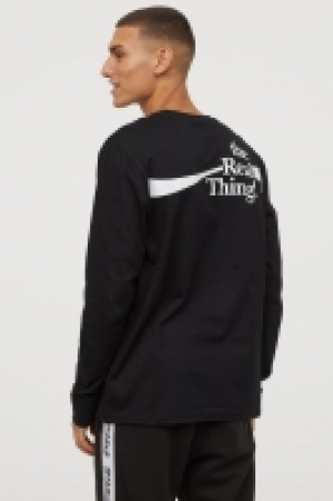  Long-sleeved jersey top £10.00