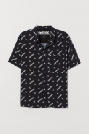  Patterned resort shirt £10.00