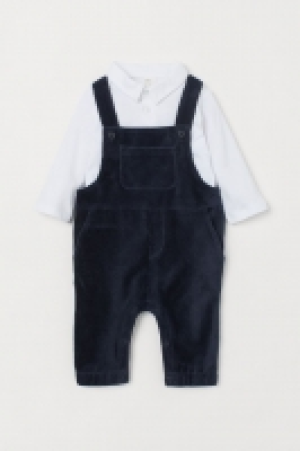  Top and dungarees £10.00