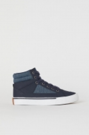  Hi-tops £10.00