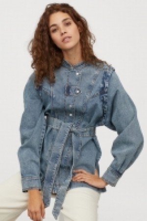 HM   Shirt with a tie belt