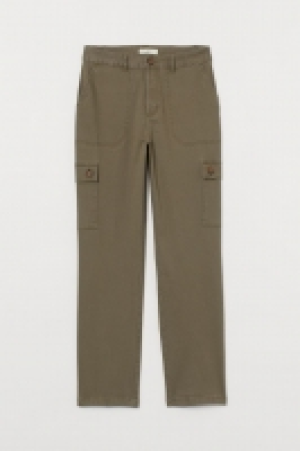  Ankle-length cargo trousers £8.00