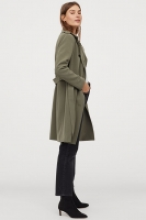  Trenchcoat £18.00