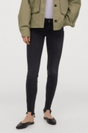  Super Skinny Low Ankle Jeans £18.00