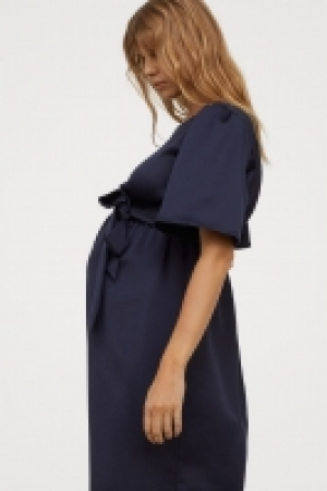 HM   MAMA Puff-sleeved dress