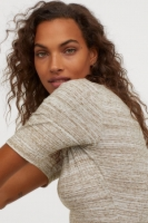  Ribbed body £6.00